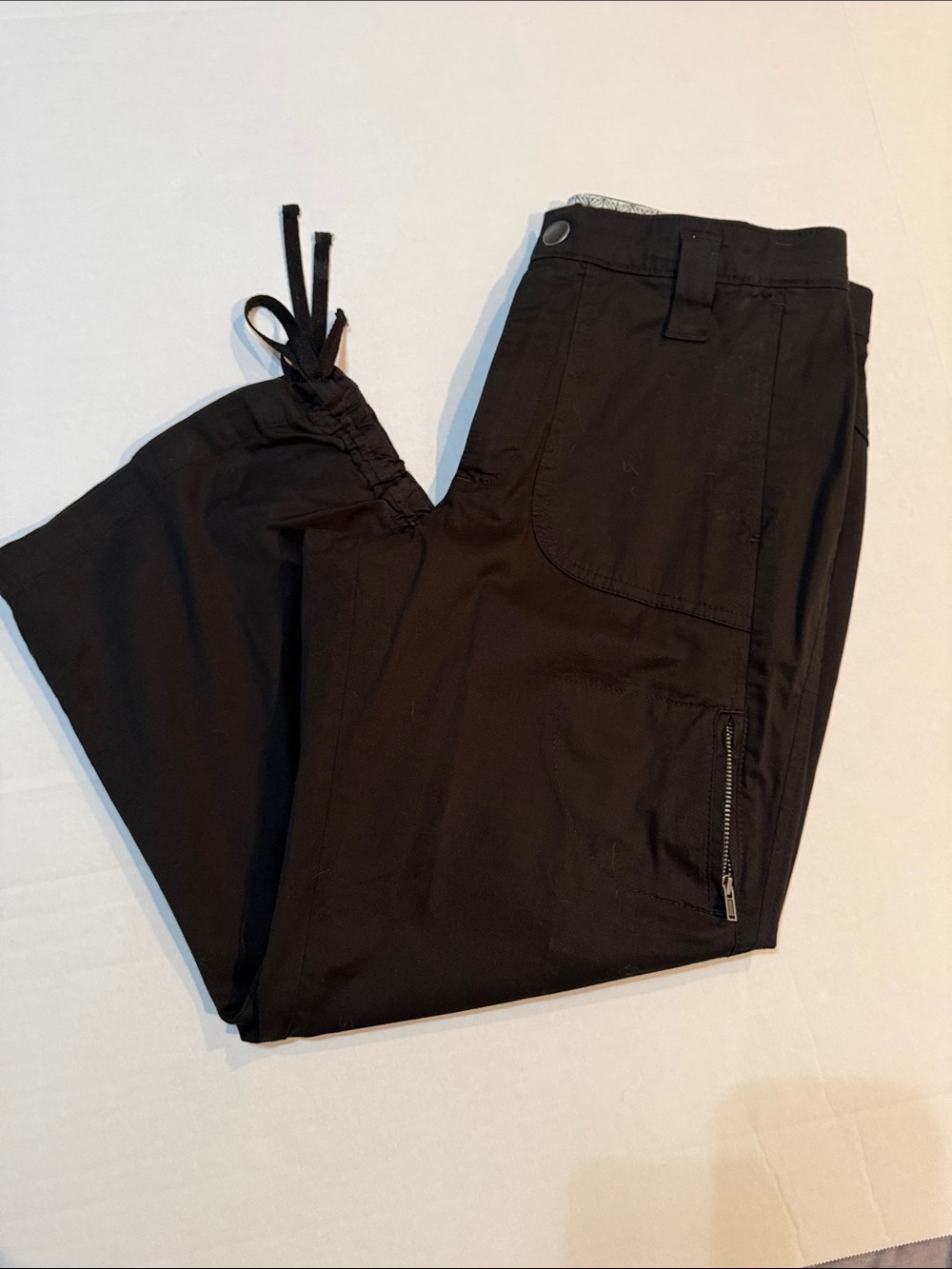 Lee Black Capri Pants with Ankle Ties
